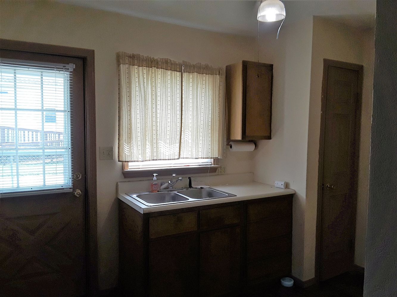 703 Walnut St, Murphysboro, IL 62966
